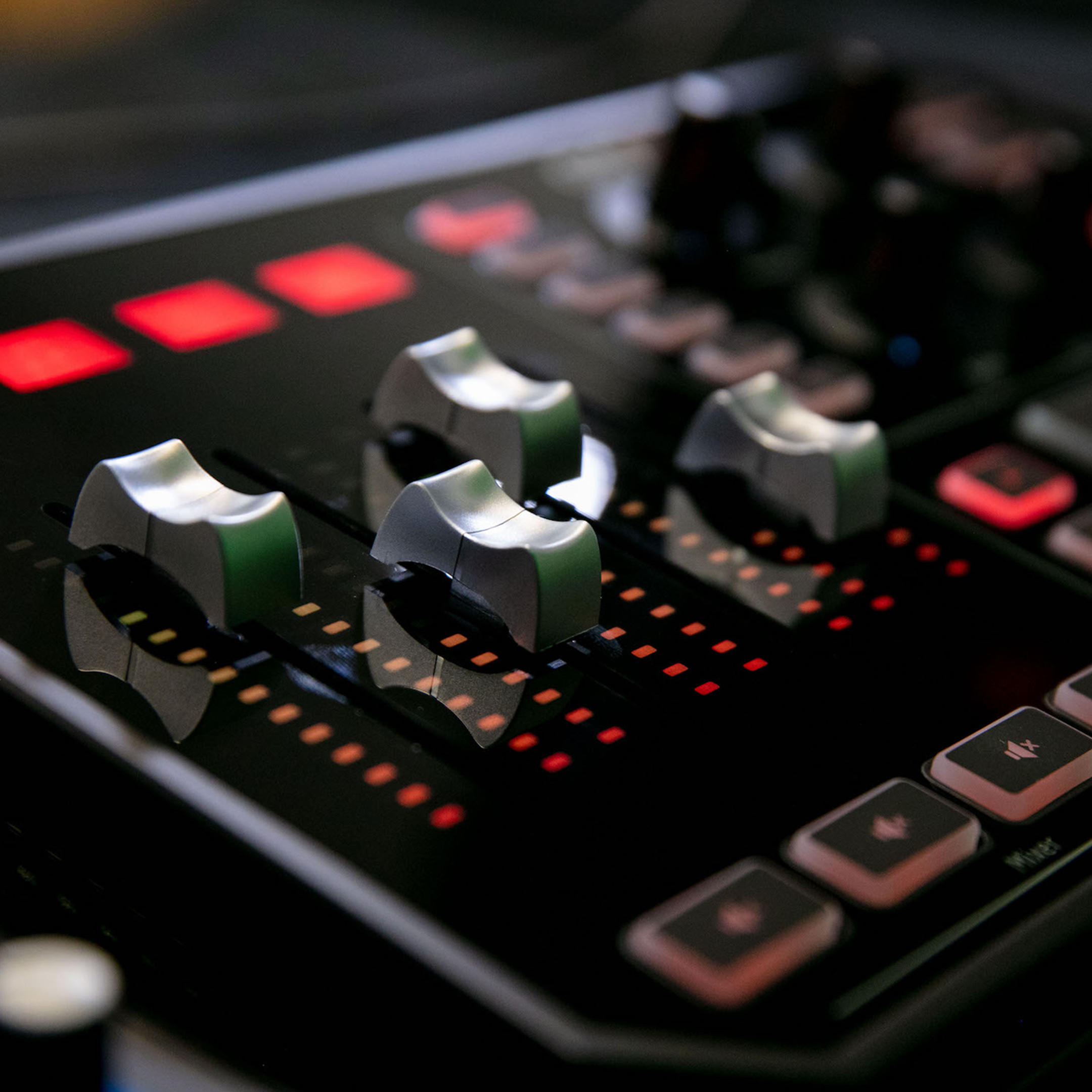 TC Helicon Gaming on X: GoXLR and GoXLR MINI are in production! We have  seen increasing demand for GoXLR every year and we are ramping production  quantities in 2021 to accommodate. Thanks