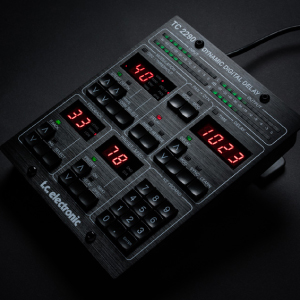 TC Electronic TC 2290-DT Plug-in Delay com Interface de Desktop na  Gear4Music.com